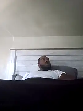 iLOVETRAY96 online show from 02-26-26, 07:24