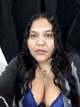 VaneandRossy online show from 12-16-25, 01:10