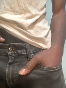 Snapshot of goldenshower2451 chatting on 12-03-25, 10:41 goldenshower2451 online show from 12-03-25, 10:41