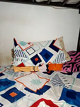 modelo hot online show from 04-12-26, 02:27