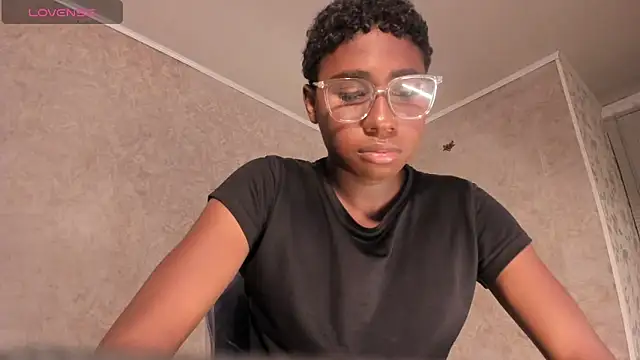 teylor lovee online show from 02-24-26, 09:57