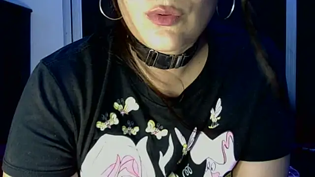 Snapshot of Rimi_luna69 chatting on 06-23-26, 04:10 Rimi luna69 online show from 06-23-26, 04:10