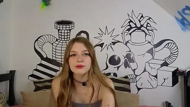 AliceCute3 online show from 12-04-25, 07:17