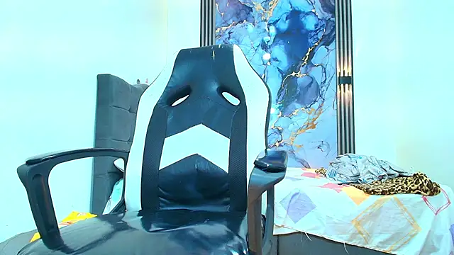 Valentina and sneider  online show from 02-09-26, 06:56