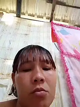 Snapshot of daniela_fox1 chatting on 03-20-26, 01:38 daniela fox1 online show from 03-20-26, 01:38