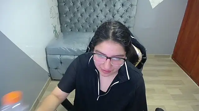 eva smit t online show from 02-05-26, 02:49