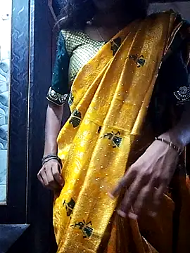 Snapshot of Marathi_amruta1 chatting on 06-23-26, 10:13 Marathi amruta1 online show from 06-23-26, 10:13