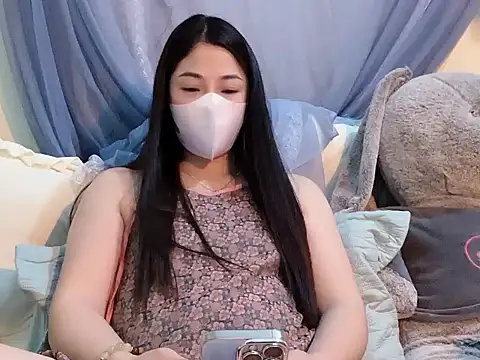 Mimy18 online show from 04-30-26, 03:51