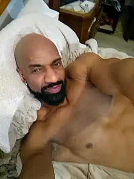 Snapshot of baddblake43 chatting on 02-15-26, 09:00 baddblake43 online show from 02-15-26, 09:00