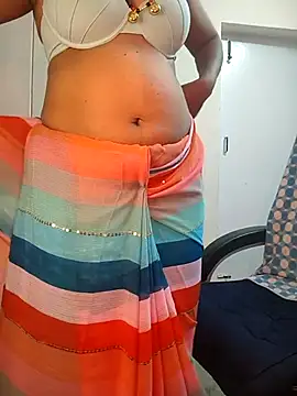Snapshot of Preeti345 chatting on 06-15-26, 12:51 Preeti345 online show from 06-15-26, 12:51