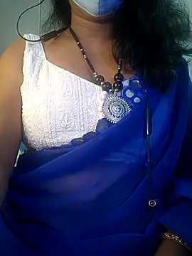 Snapshot of Preeti345 chatting on 07-18-26, 04:33 Preeti345 online show from 07-18-26, 04:33