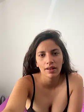 Snapshot of Marestrella-25 chatting on 01-19-26, 01:48 Marestrella-25 online show from 01-19-26, 01:48