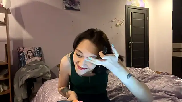 LoreanVardy online show from 12-05-25, 11:08