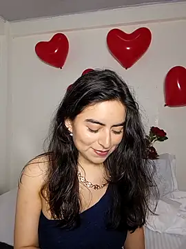 Snapshot of saasha_Petit chatting on 02-08-26, 10:29 saasha Petit online show from 02-08-26, 10:29