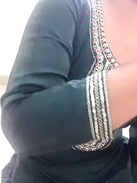 Riya rani8 online show from 04-11-26, 03:05