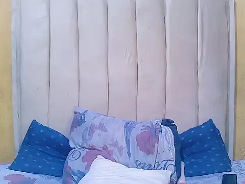 Tokyoxx25 online show from 12-19-25, 09:44