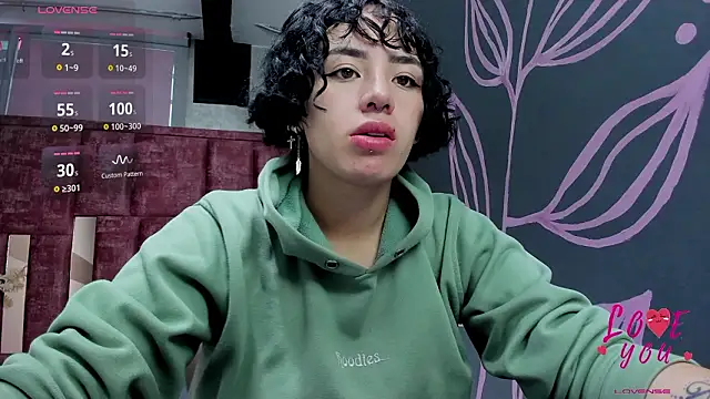 Kiara Fox   online show from 02-26-26, 08:30