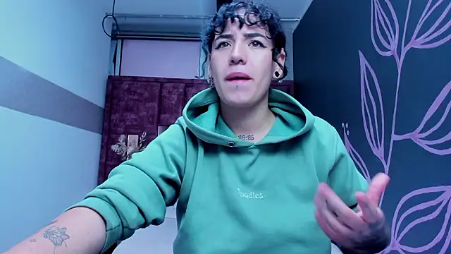 Kiara Fox   online show from 03-15-26, 10:43