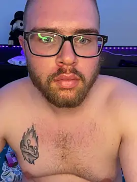 Snapshot of Comfortable-bite chatting on 12-04-25, 10:40 Comfortable-bite online show from 12-04-25, 10:40