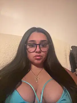 Wild Busty Niyah XX online show from 04-15-26, 07:58