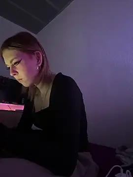 Milly-Kiss online show from 03-16-26, 08:13