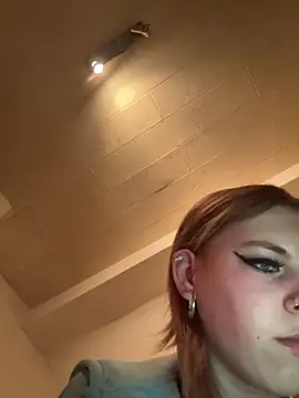 Milly-Kiss online show from 04-22-26, 08:21