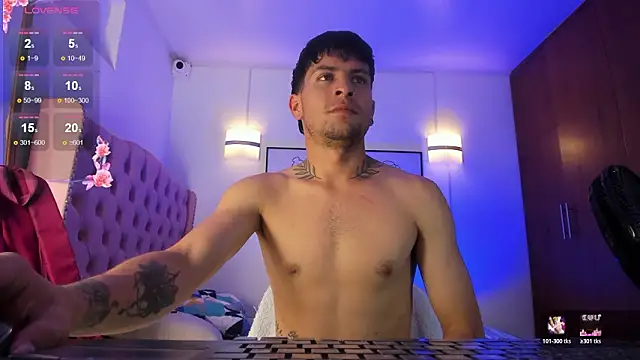 vaalentiino online show from 03-17-26, 07:06