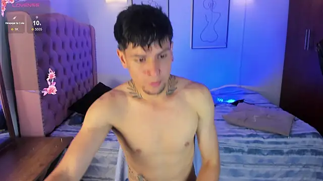 vaalentiino online show from 03-20-26, 06:02