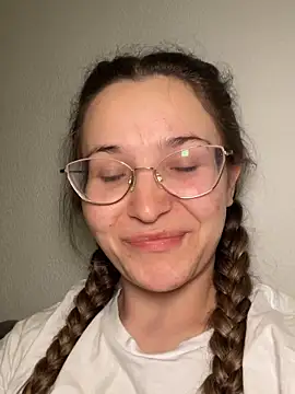 Lina Sinerz online show from 03-19-26, 03:49