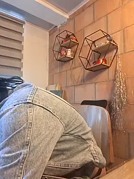 Magenta Moon online show from 03-05-26, 09:33