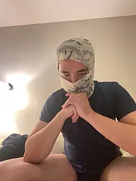 phantom898983 online show from 04-10-26, 07:35