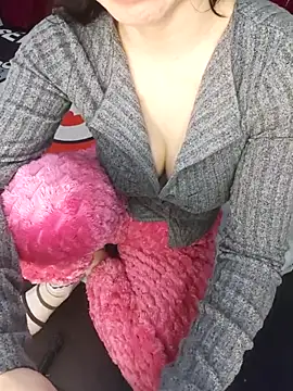 Snapshot of Alone_nothing chatting on 01-13-26, 04:07 Alone nothing online show from 01-13-26, 04:07