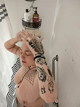 SpiderRose online show from 03-02-26, 04:14