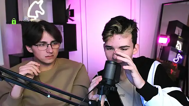 azen rush online show from 12-18-25, 06:08