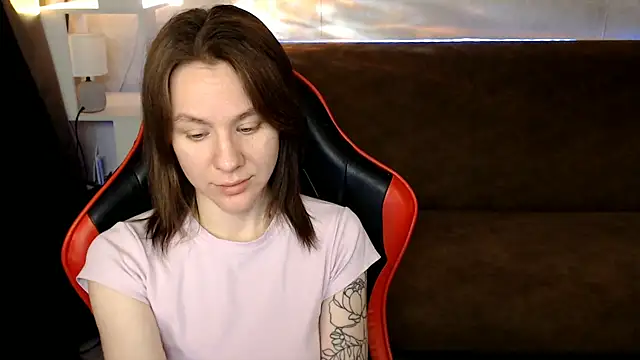 MiaBun1 online show from 01-12-26, 03:01