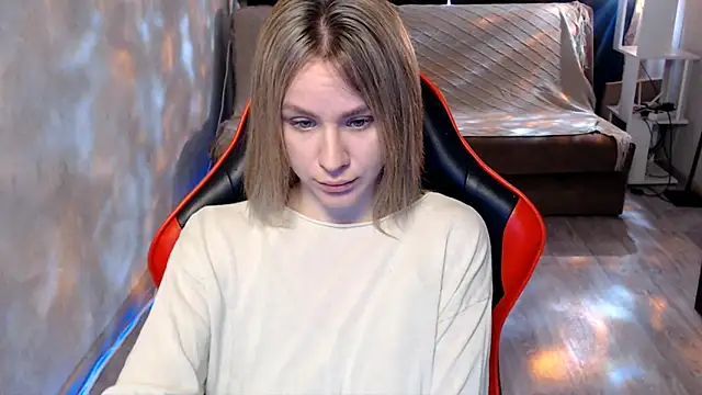 MiaBun1 online show from 03-12-26, 04:29