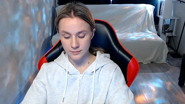 MiaBun1 online show from 03-16-26, 05:44