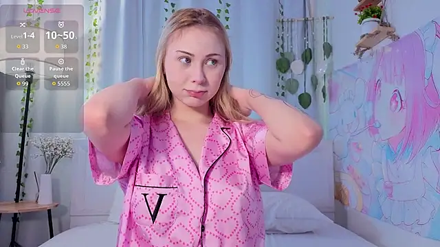 Snapshot of kaity_berry chatting on 02-16-26, 08:43 kaity berry online show from 02-16-26, 08:43