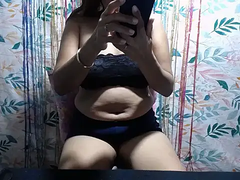 HotCreamyPussy4u online show from 12-22-25, 02:41