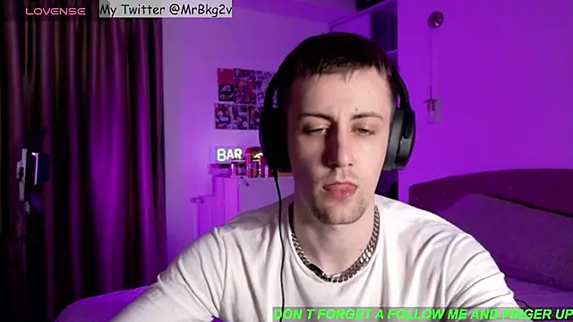 Snapshot of Brellisimo chatting on 05-21-26, 05:20 Brellisimo online show from 05-21-26, 05:20