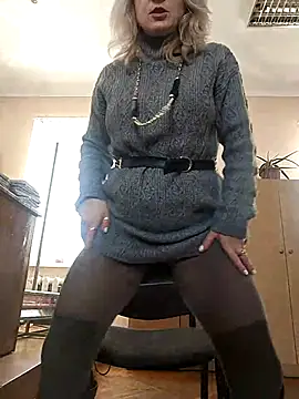 AhlyssaLove1155 online show from 02-16-26, 10:22