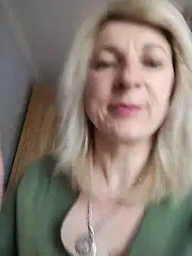 Snapshot of AhlyssaLove1155 chatting on 05-28-26, 03:42 AhlyssaLove1155 online show from 05-28-26, 03:42