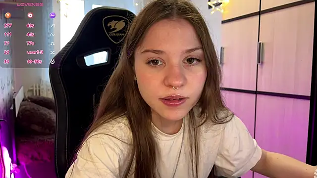 GayleLuu online show from 12-19-25, 11:39