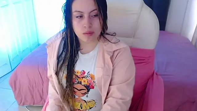 Snapshot of dany_bannany chatting on 04-18-26, 01:48 dany bannany online show from 04-18-26, 01:48