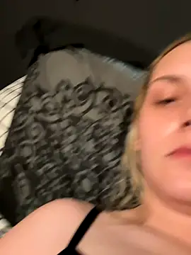 hotmom026 online show from 12-05-25, 07:21