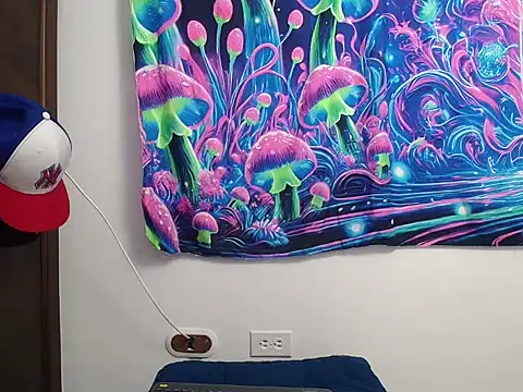 Wolf light online show from 03-19-26, 11:25