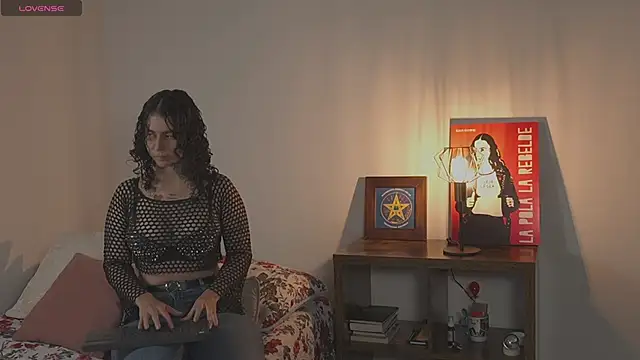 Estefania Velez online show from 02-17-26, 02:30