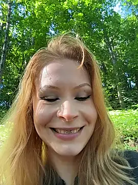 Snapshot of _Little_Ginger chatting on 06-27-26, 04:50 Little Ginger online show from 06-27-26, 04:50
