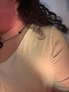 VanesssaMilf  online show from 01-11-26, 02:00