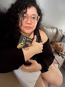 VanesssaMilf  online show from 02-17-26, 12:34